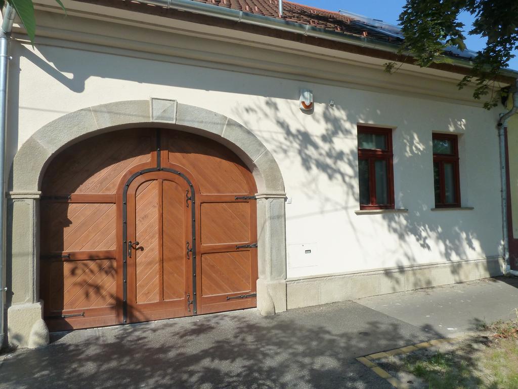 Kaboca Vendeghaz Apartment Vác Exterior foto
